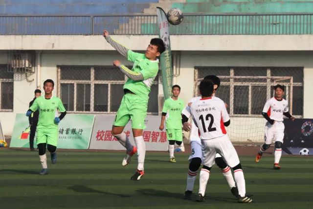 2场比赛4次扑出点球 克罗地亚门将获全场最佳